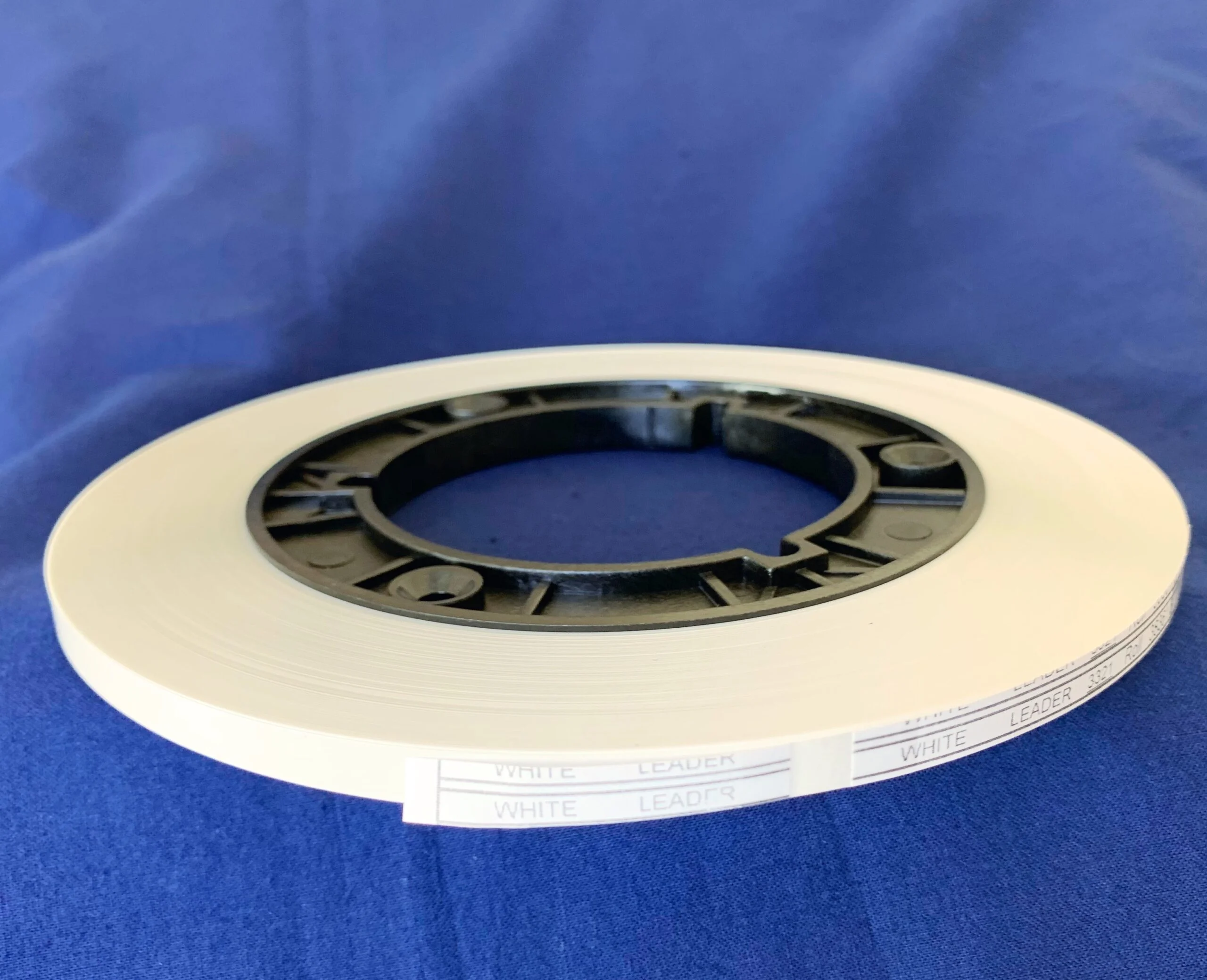 1/4" white leader tape 300m - Image 2