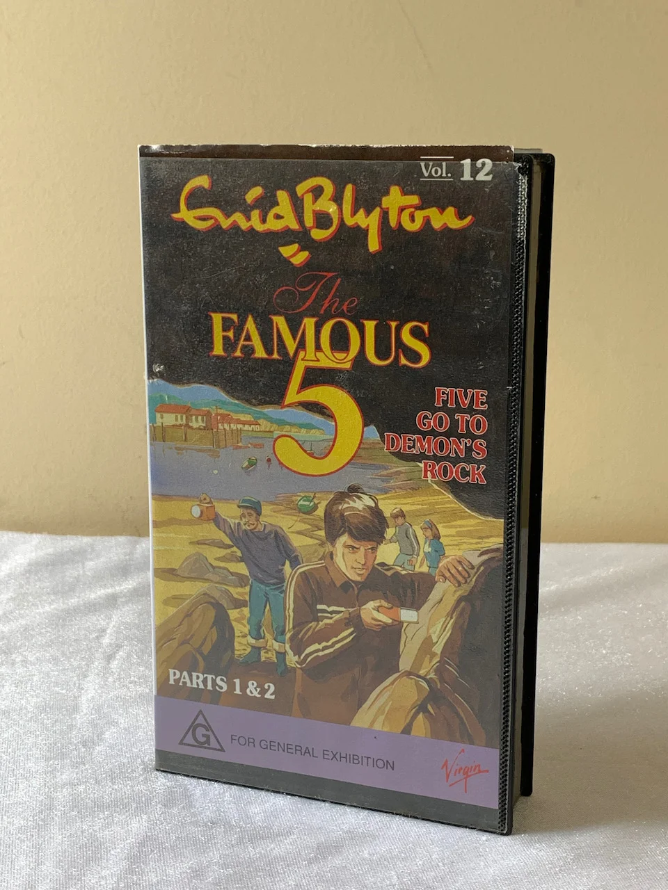 FAMOUS 5 - Five got to Demon' Rock (VHS Kids Movie)