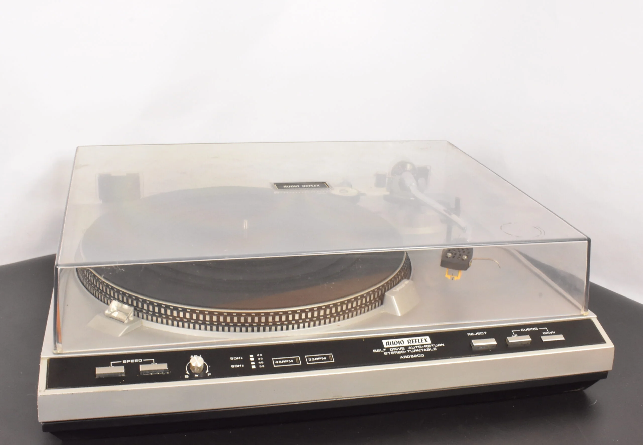 AudioReflex ARD8200 Turntable