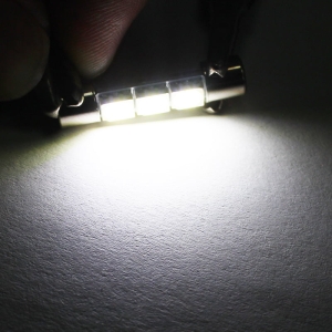 White 8V LED Fuse Style Lamps for Vintage Audio Receivers