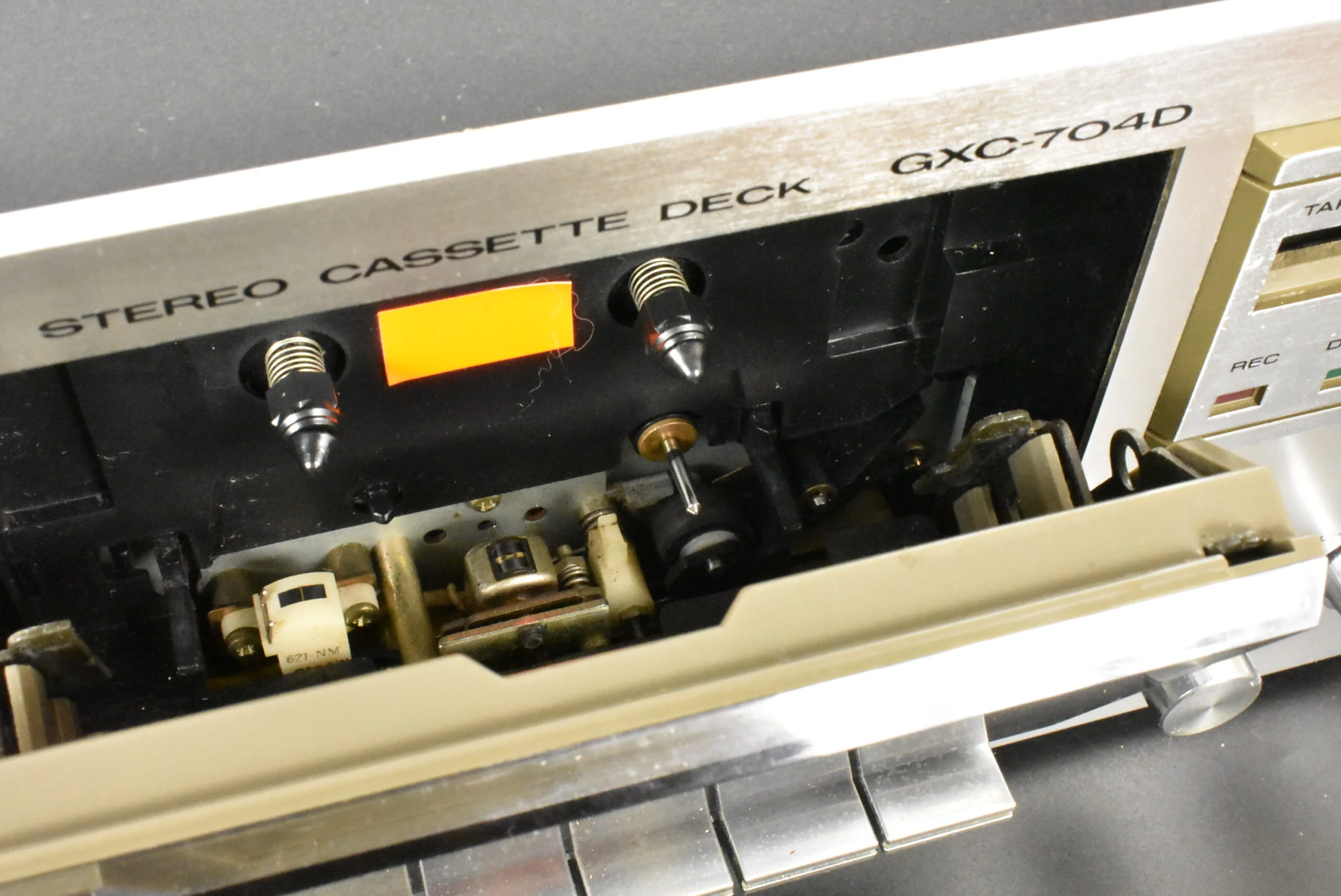 AKAI GXC-704D Cassette Deck - Image 3