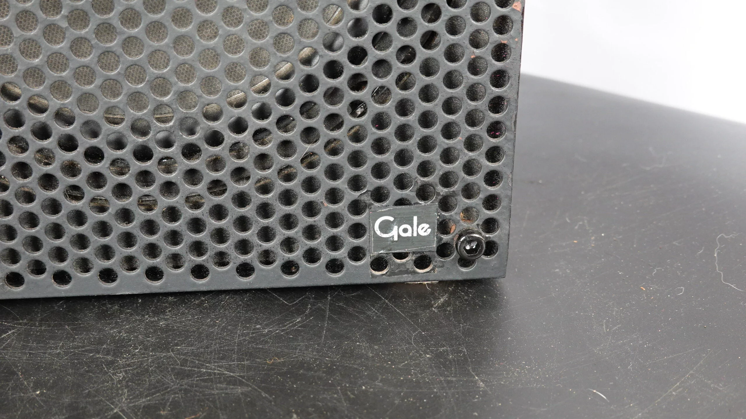 Gale GS301 Tall Bookshelf Speakers - Image 3