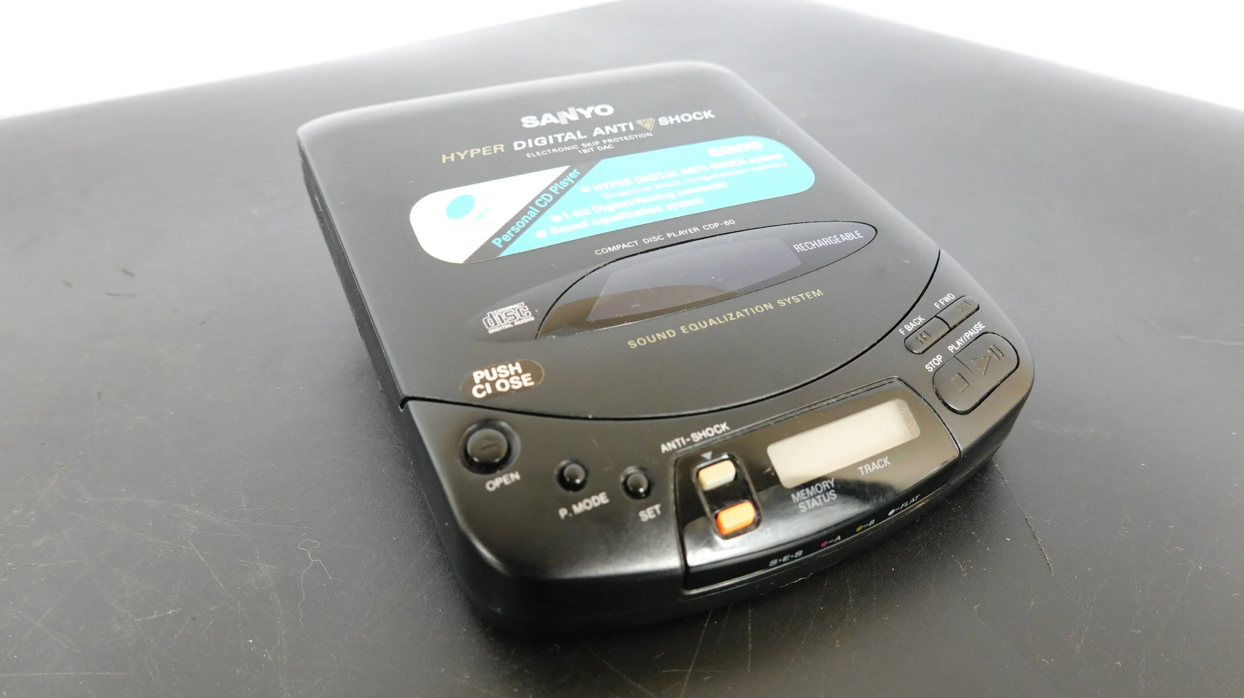SANYO CDP-60 portable CD player