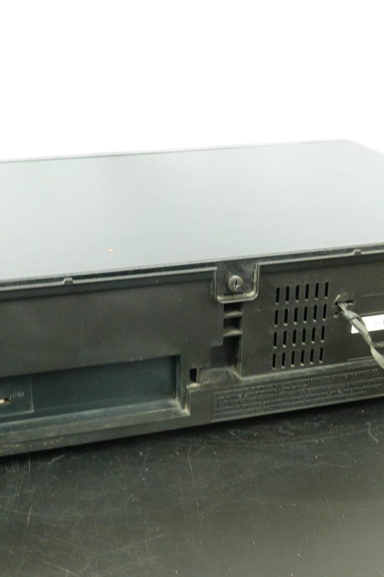 DeNova DV-1  CD / Video CD / Karaoke Player - Image 3