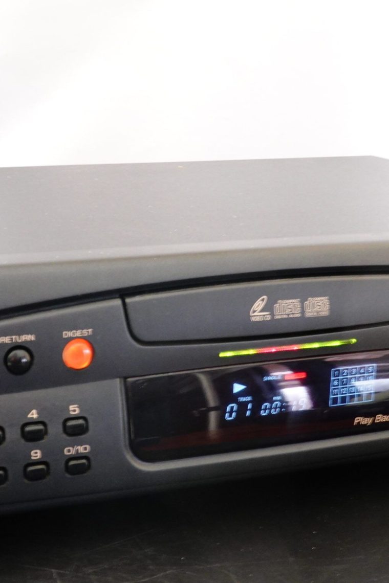 DeNova DV-1  CD / Video CD / Karaoke Player - Image 4