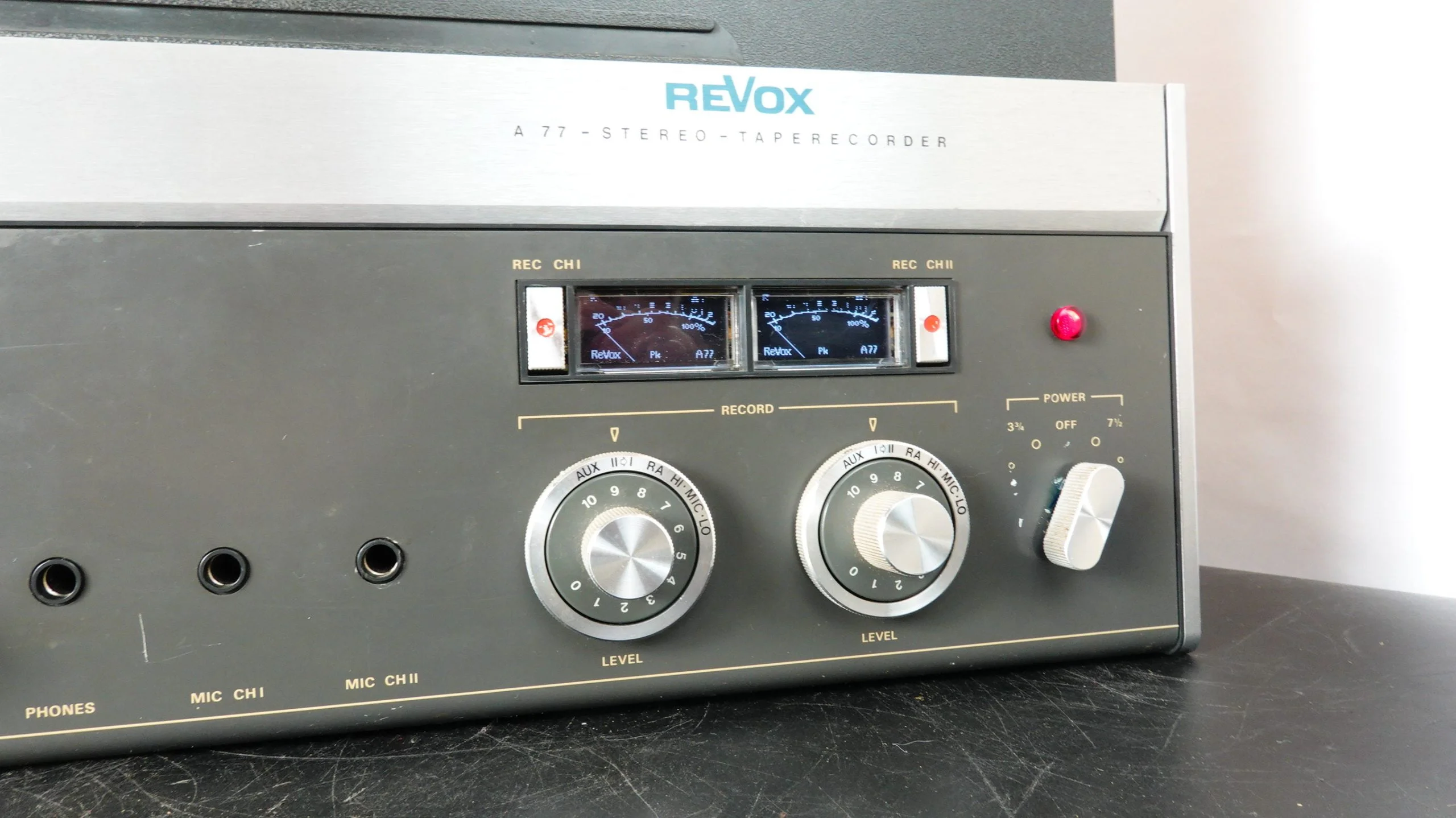 ReVox A77 10.5" 4-Track Reel to Reel (serviced + acessories) - Image 7