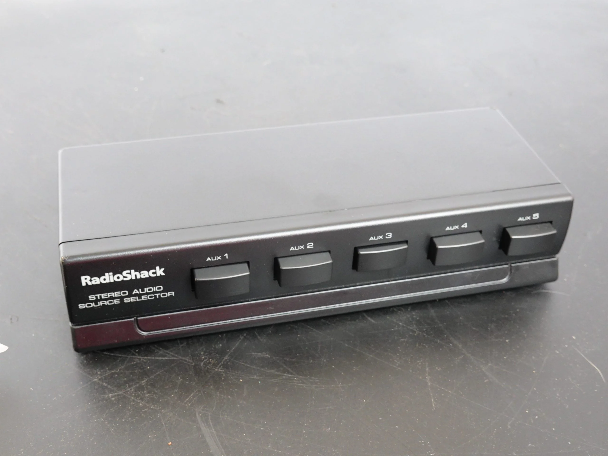 AUX Switch (3 additional devices)