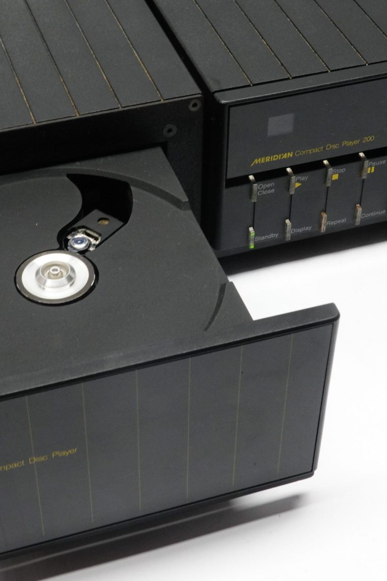 Meridian 200 & 203 CD Transport and DAC - Image 7