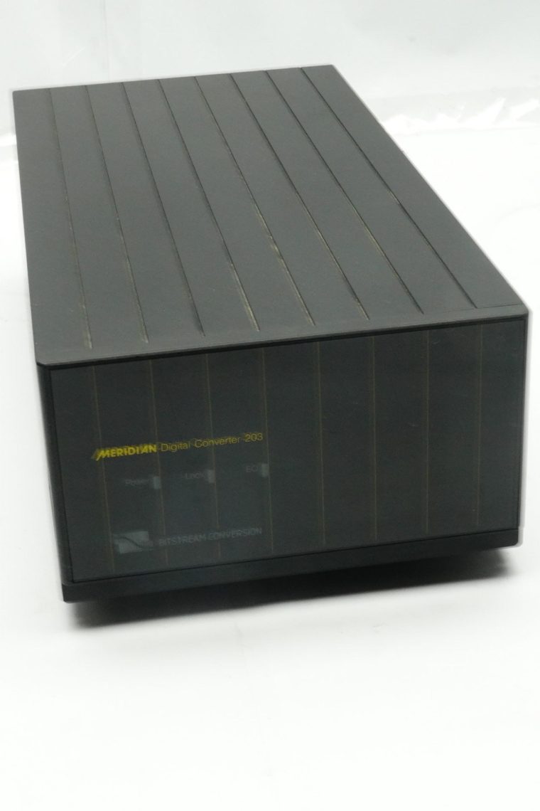 Meridian 200 & 203 CD Transport and DAC - Image 9