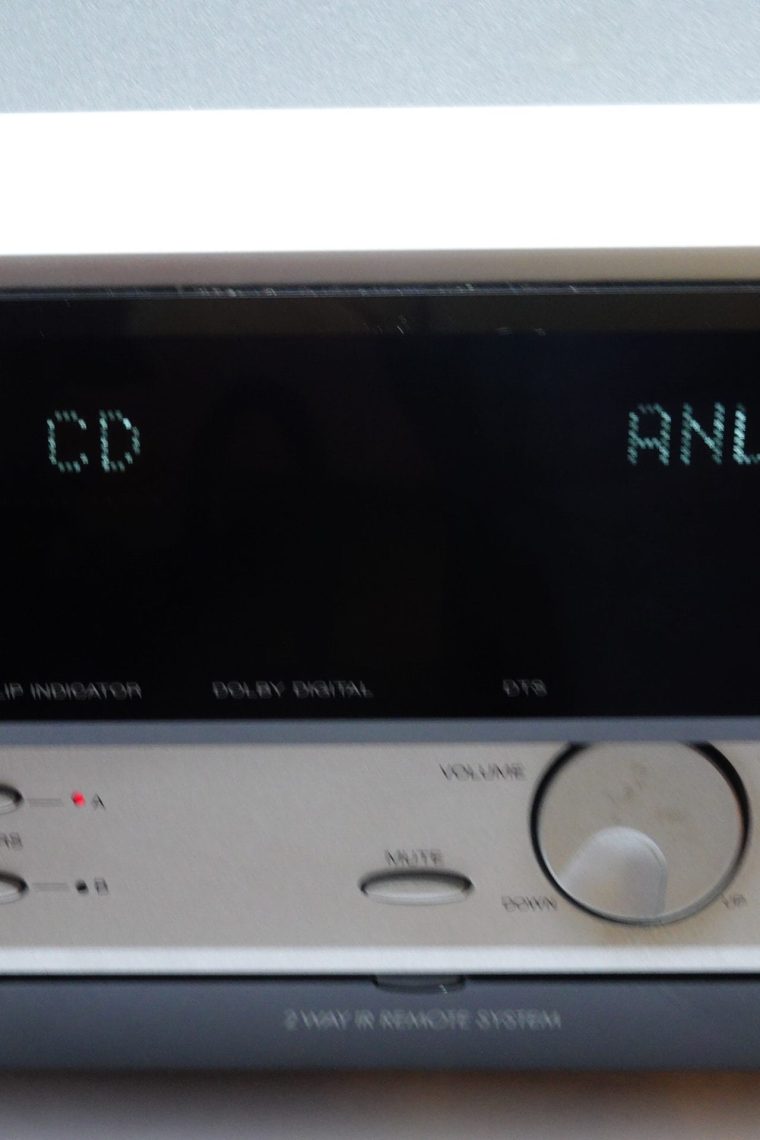 Kenwood KRF-V8881D Receiver - Image 3
