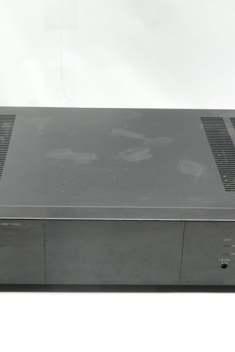 Rotel Power Amplifier RB-951 Mk II (B) - Image 2