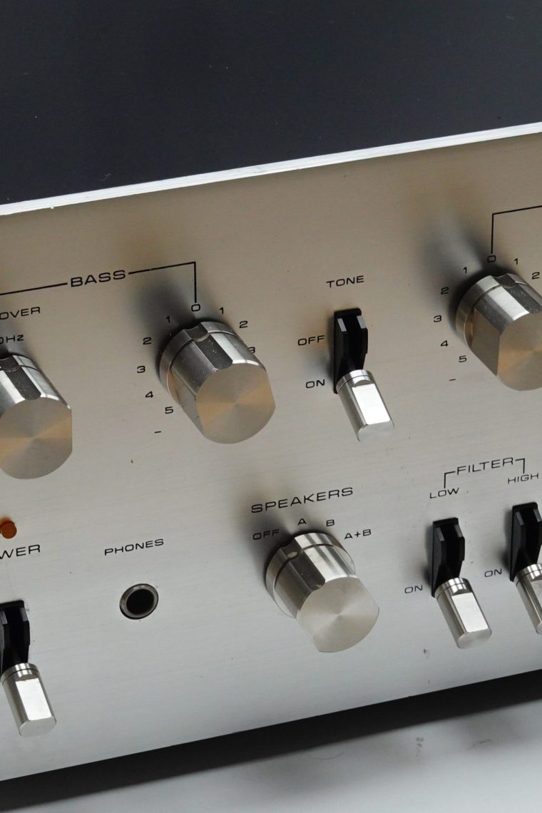 Pioneer SA-7500 Amplifier - Image 4