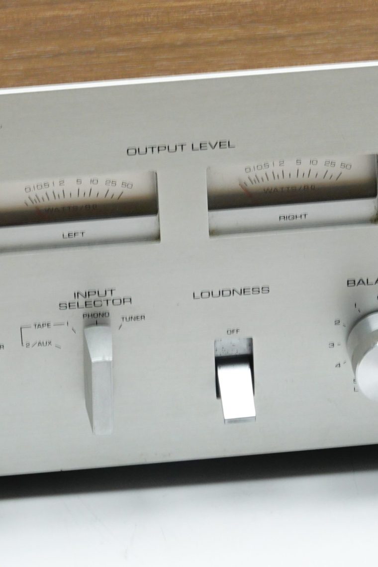 Yamaha CA-410 Amplifier - Image 3