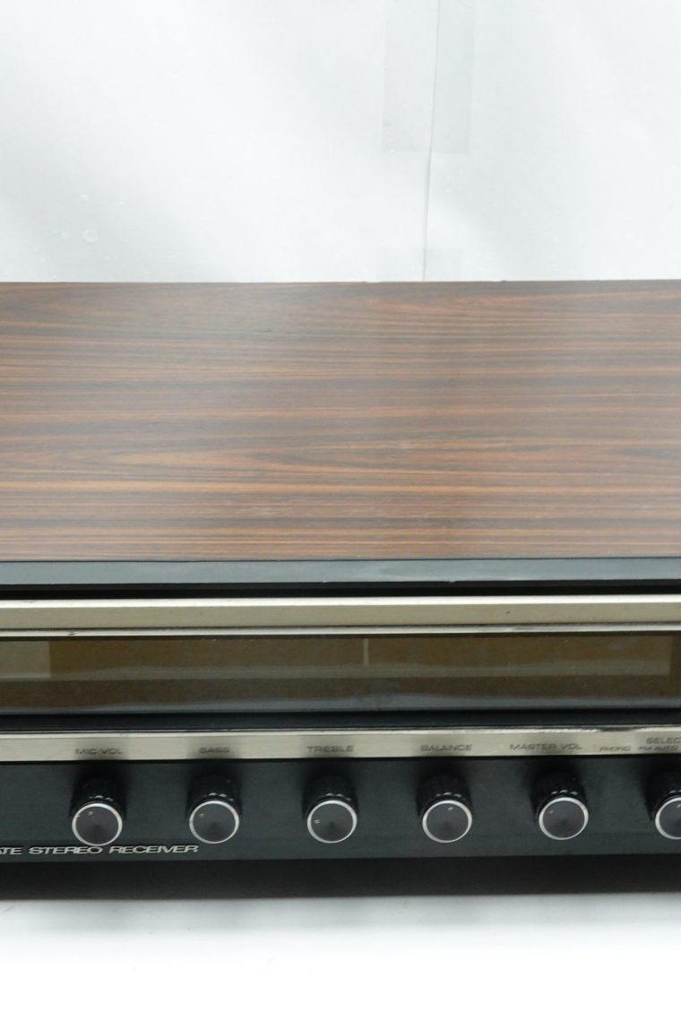 Onkyo Y-700 Receiver - Image 2