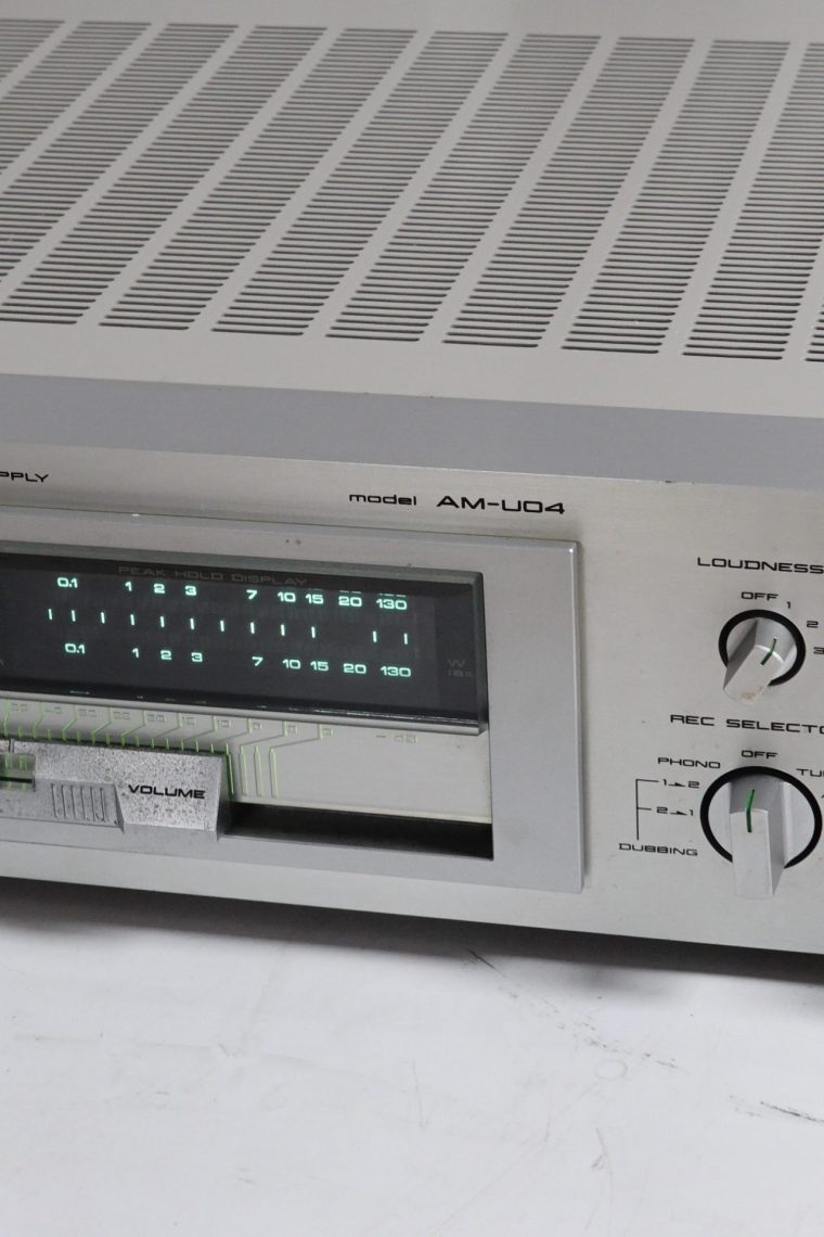 AKAI AM-U04 Audiophile Amplifier - Image 6