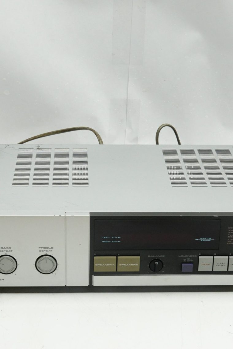 AKAI AM-U2 Amplifier - Image 2