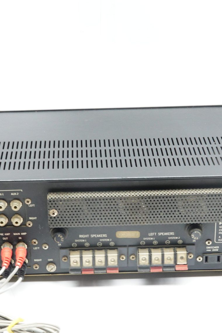 Rotel RA-610 Amplifier - Image 4