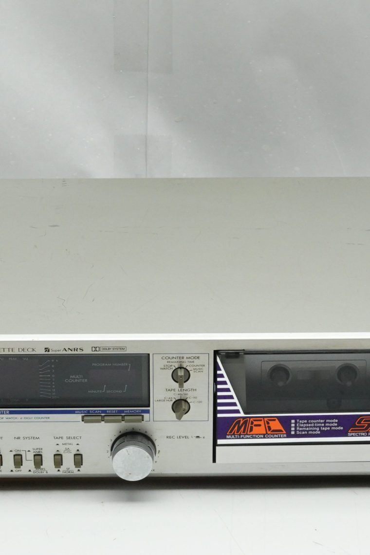 JVC KD-D4 Audiophile Cassette Deck - Image 2