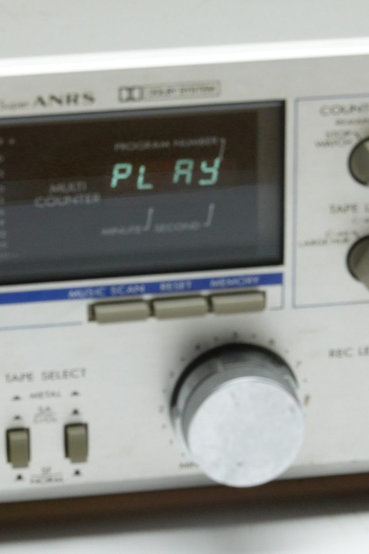 JVC KD-D4 Audiophile Cassette Deck - Image 4