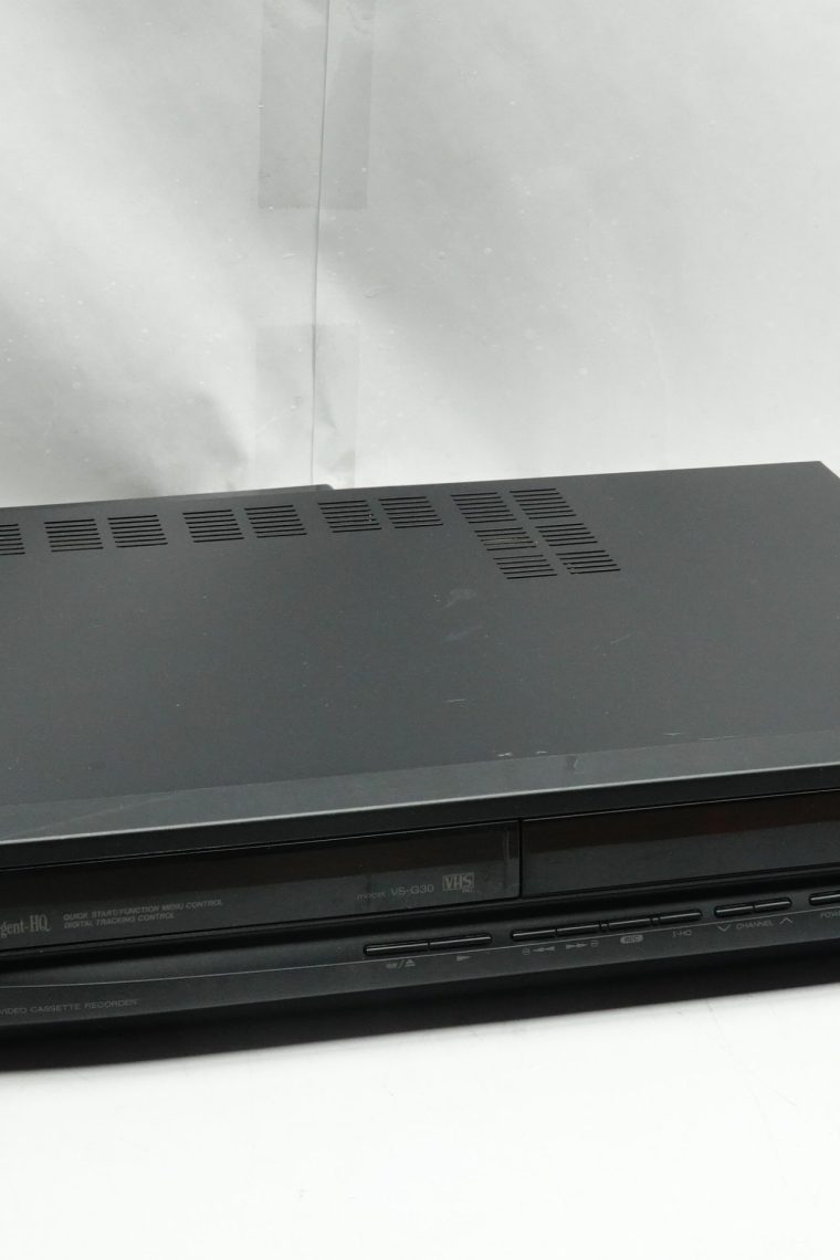 AKAI VHS Recorder