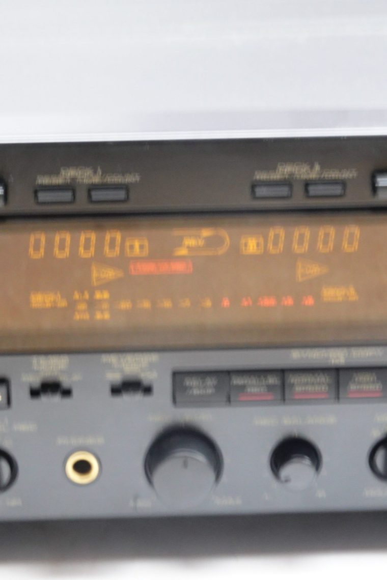 Pioneer CT-W840R Double Cassette Deck - Image 3