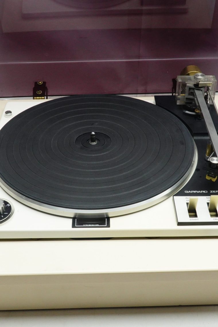 Garrard Zero 100S Audiophile Turntable - Image 2