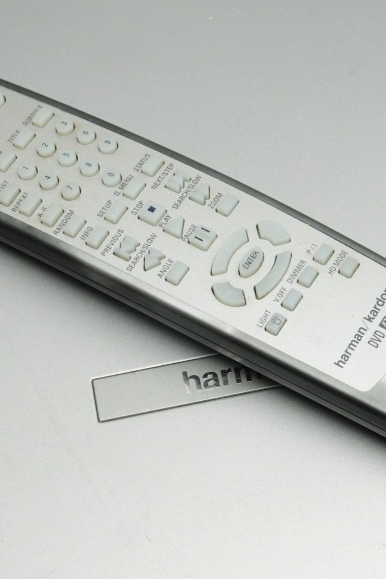 Harman Kardon DVD47/230 SACD / CD / DVD Player - Image 3