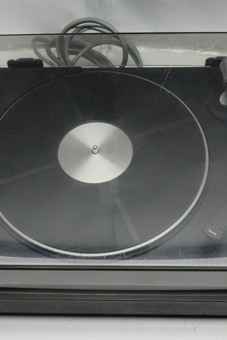 Sonab 85S Audiophile Turntable - Image 7