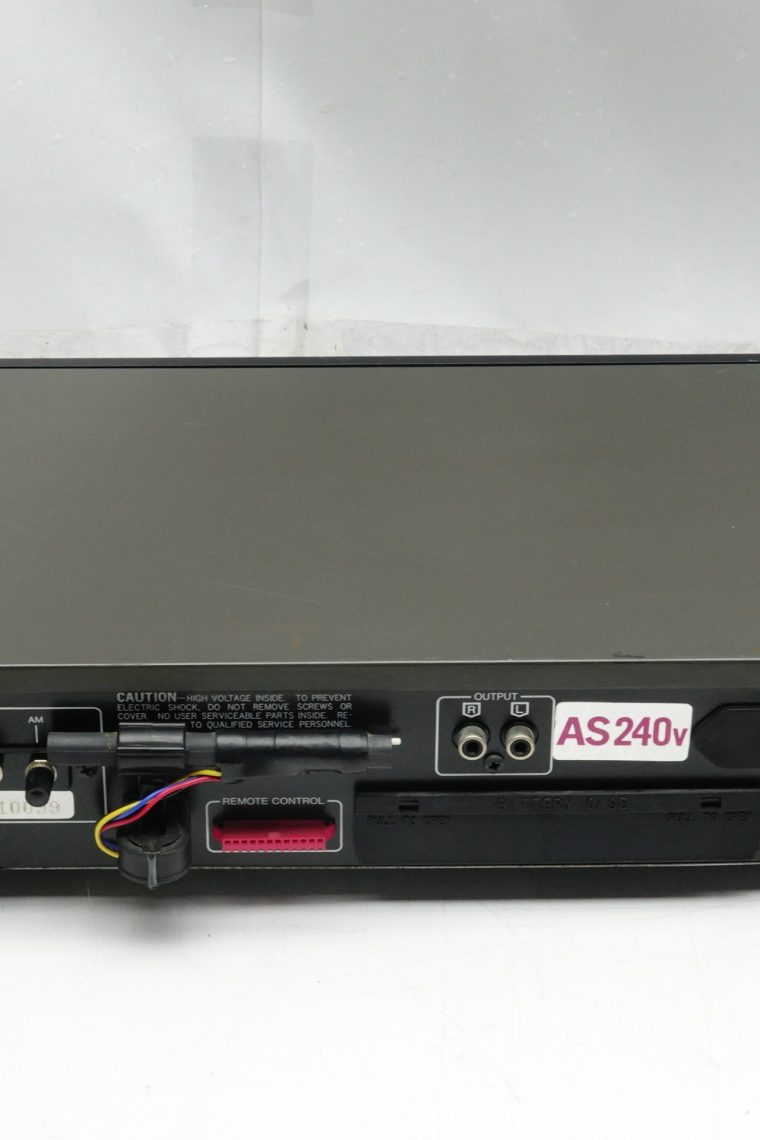 Sansui T-9 Tuner - Image 4