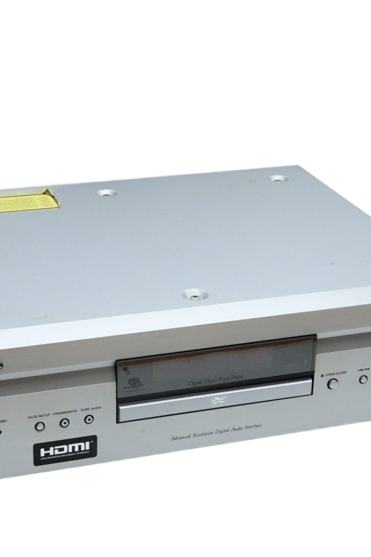 Pioneer DV-989AVi SACD / CD / DVD Player