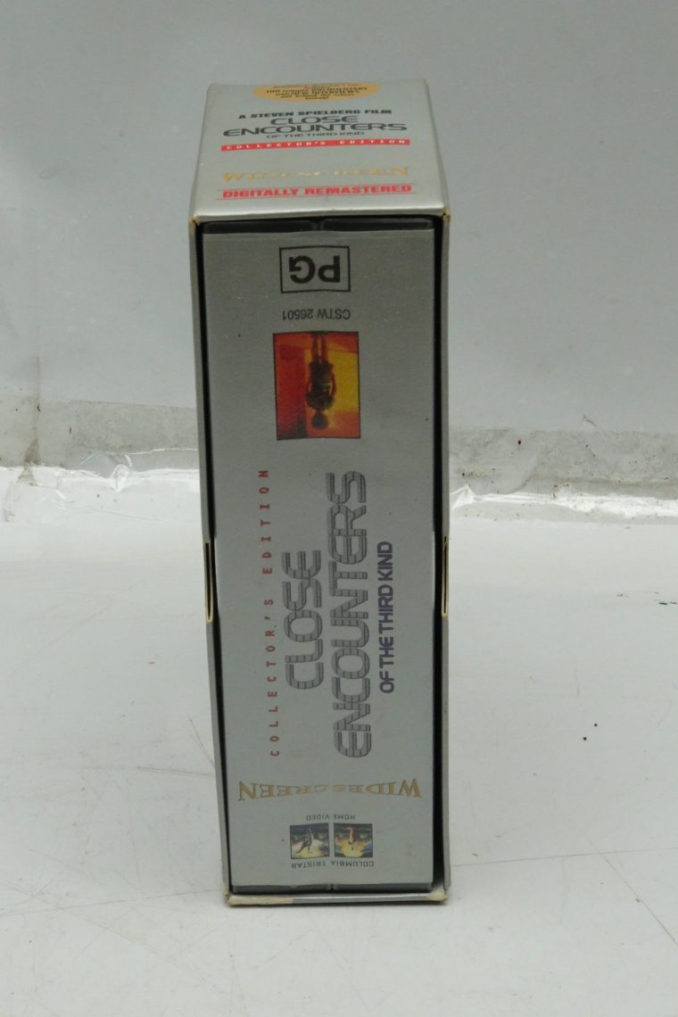 Close Encounters Collector Edition (Set of 2 tapes) - Image 2