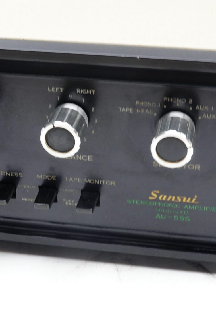 Sansui AU-555 Audiophile Amplifier - Image 3