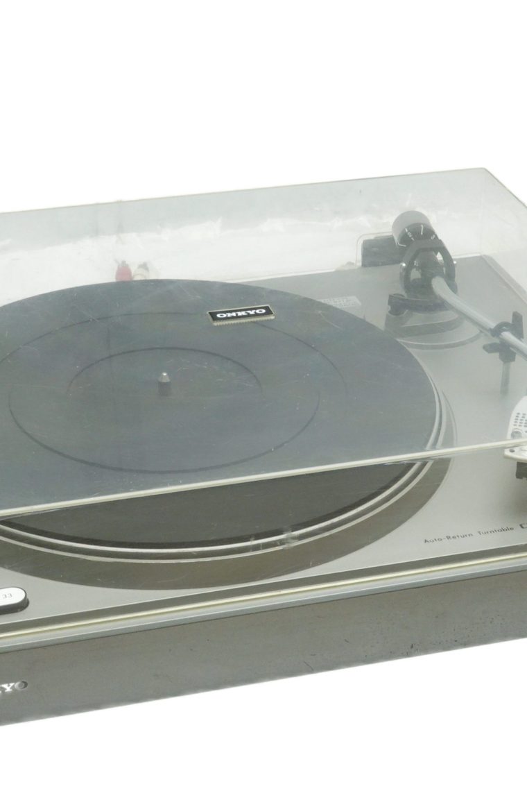 Onkyo CP-1005A Belt Driven Turntable