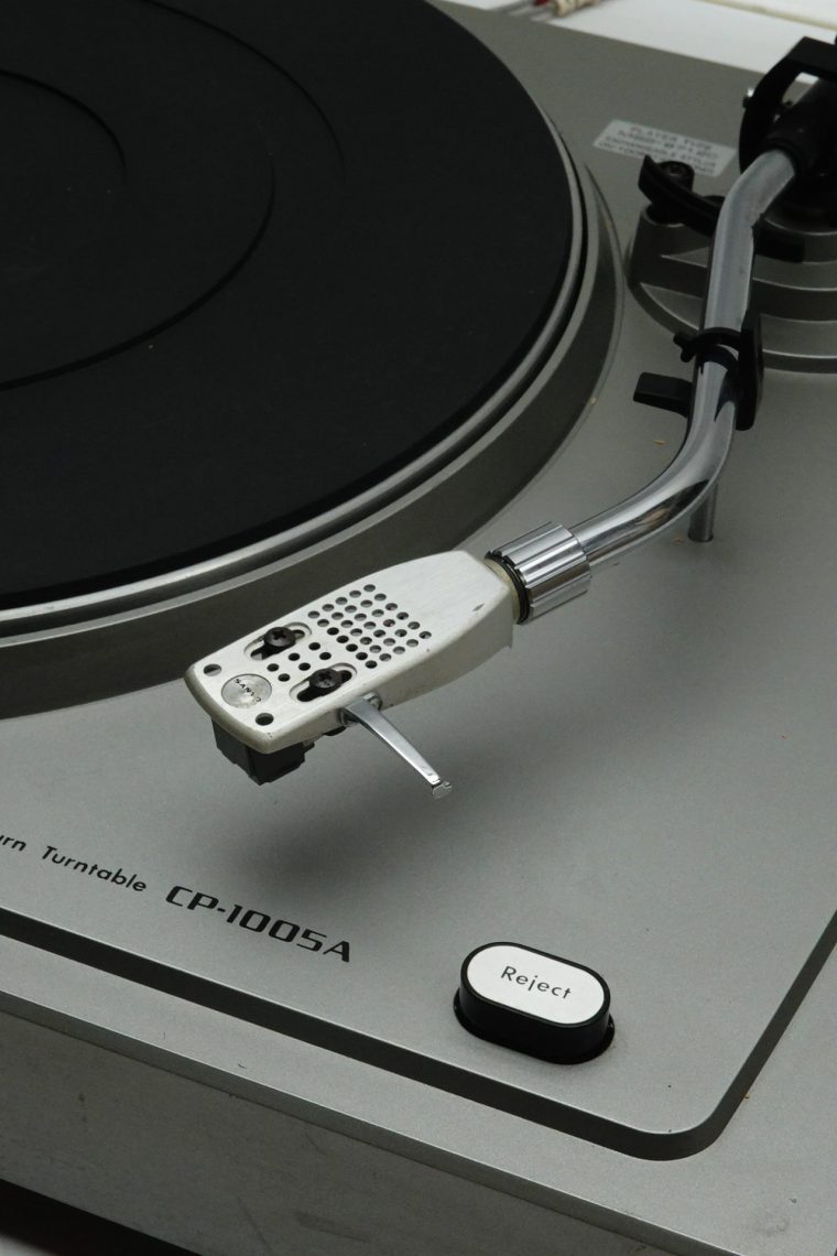 Onkyo CP-1005A Belt Driven Turntable - Image 3