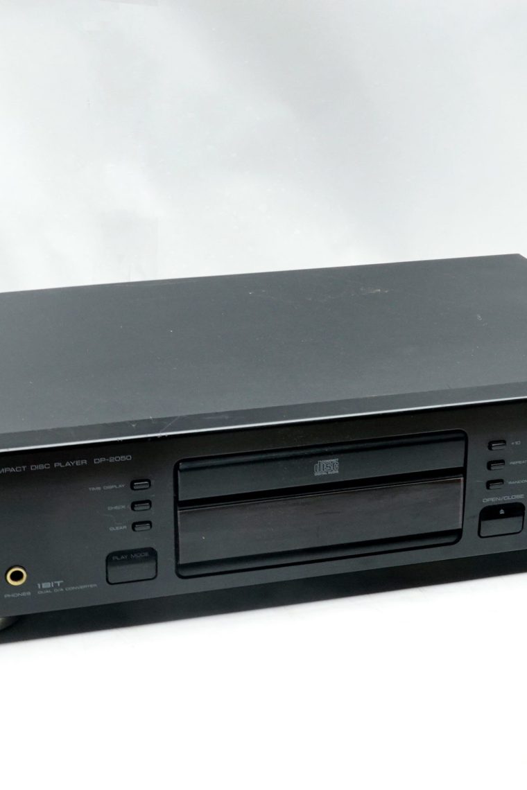 Kenwood DP-2050 CD Player