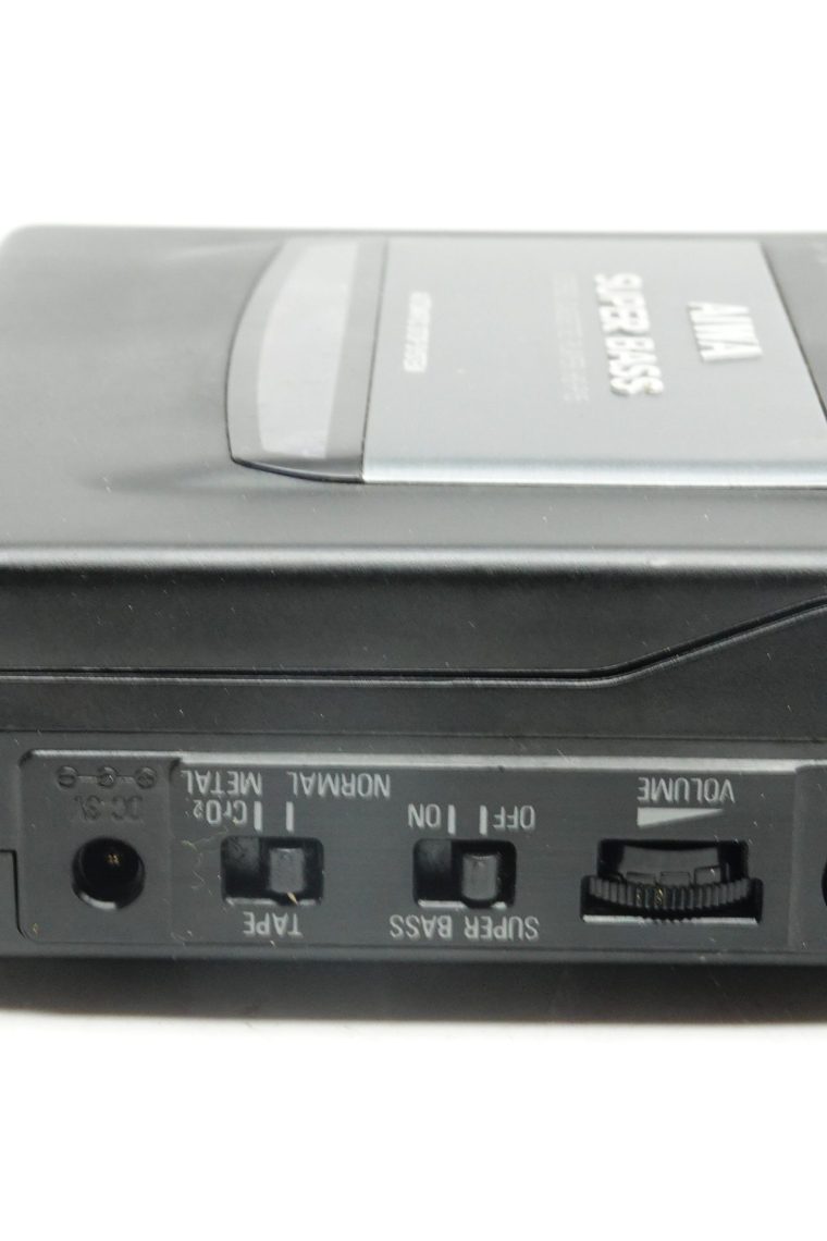 AIWA HS-P15 Walkman - Image 3