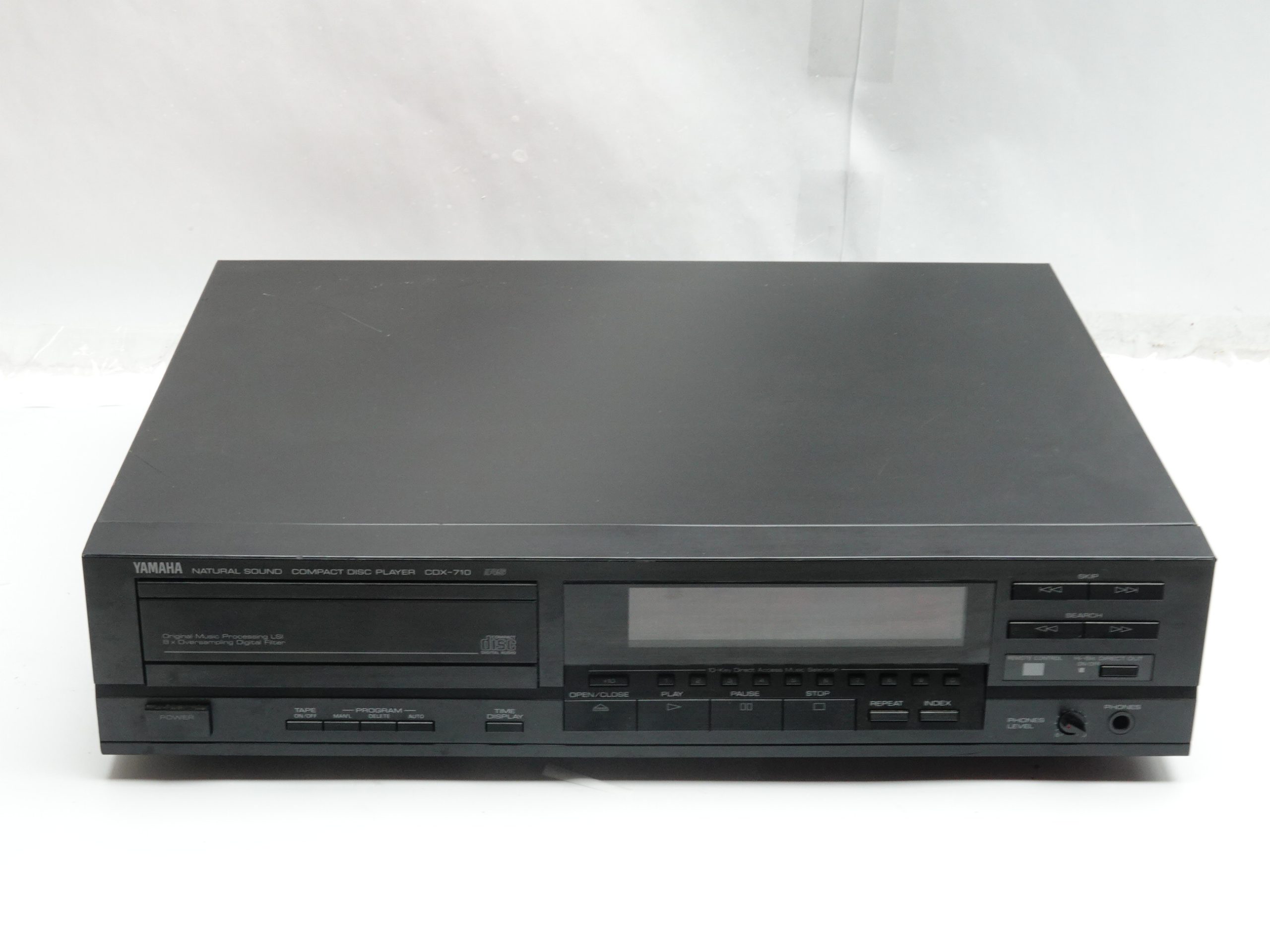 Yamaha CDX-710 Audiophile CD Player - Image 2