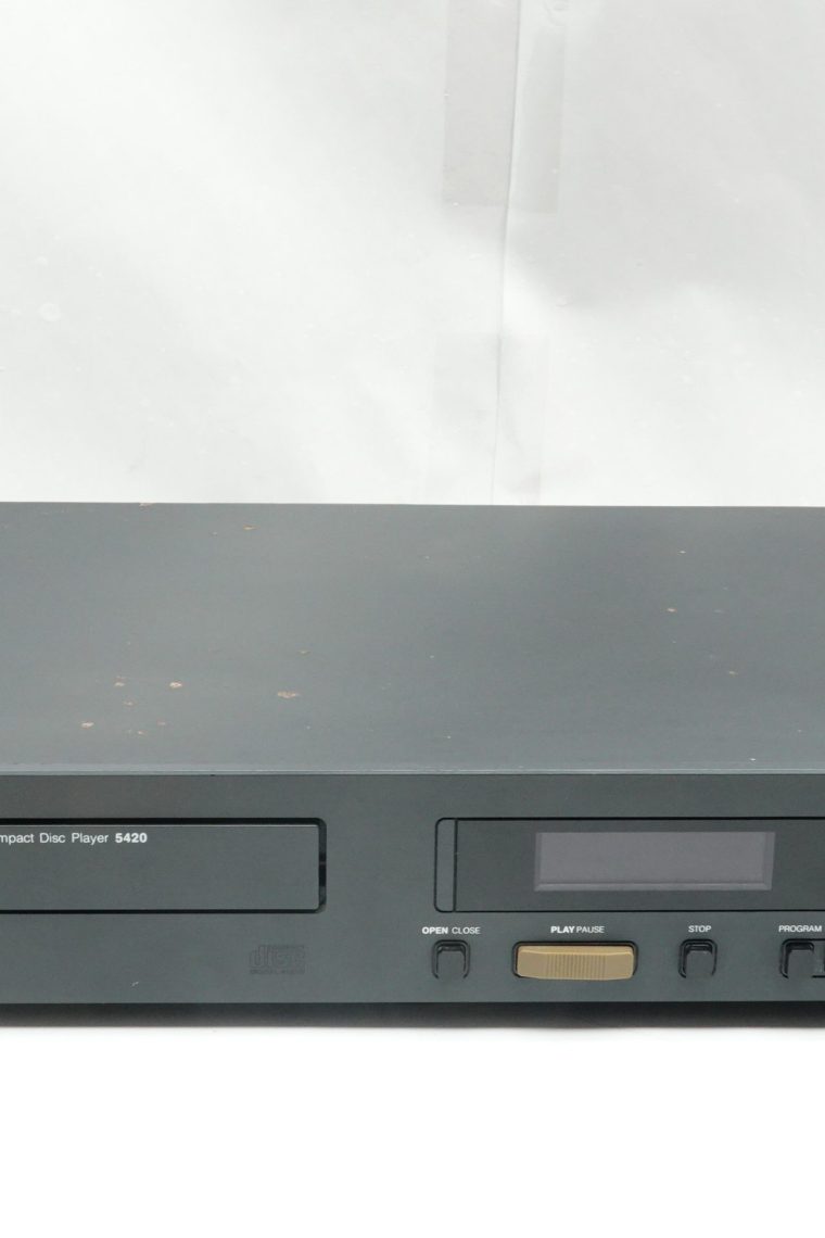 NAD 5420 Audiophile CD Player - Image 2
