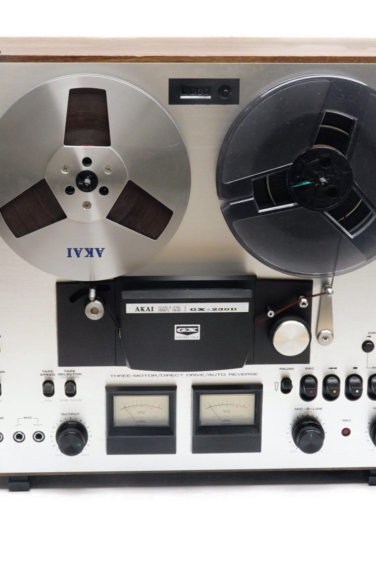 AKAI GX-230D 7" 3 Head, 3 Motor Auto-Reverse Reel to Reel - Image 2