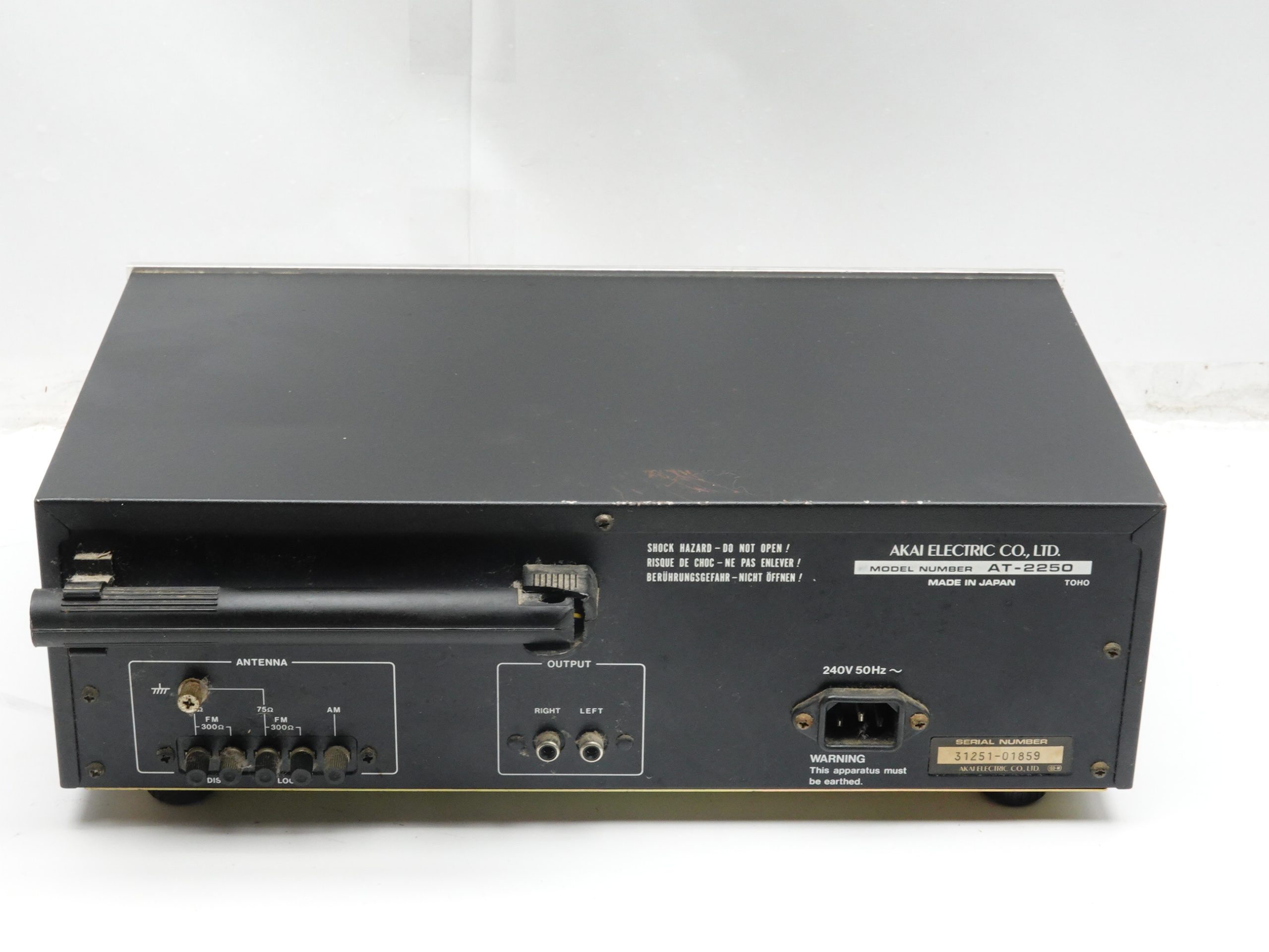 AKAI AT-2250 Tuner - Image 4
