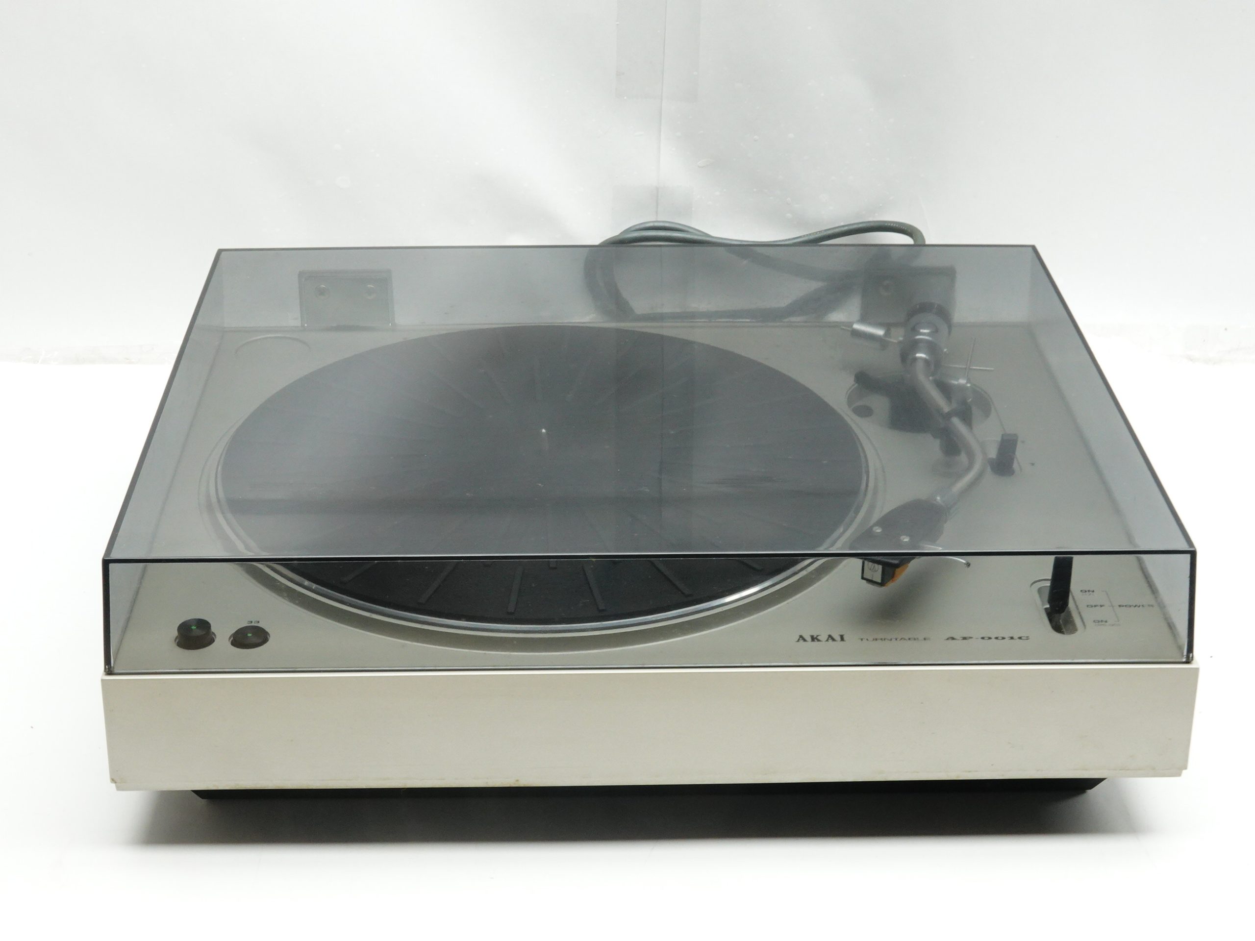 Akai AP-001c Turntable - Image 2