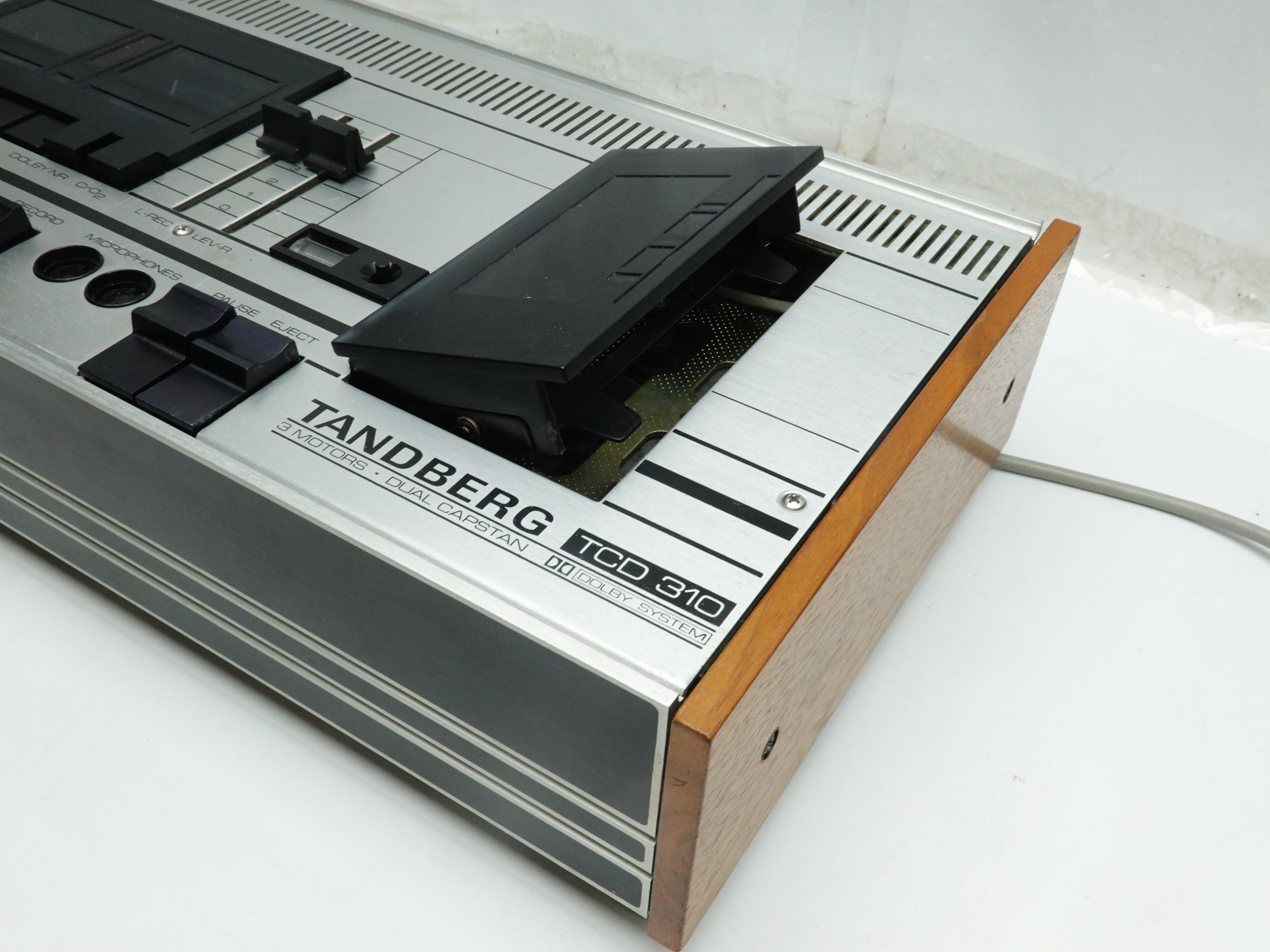 Tandberg TCD-310 Top Loader Cassette Deck - Image 3