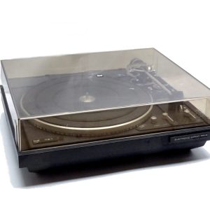Dual CS 721 Direct Drive Turntable