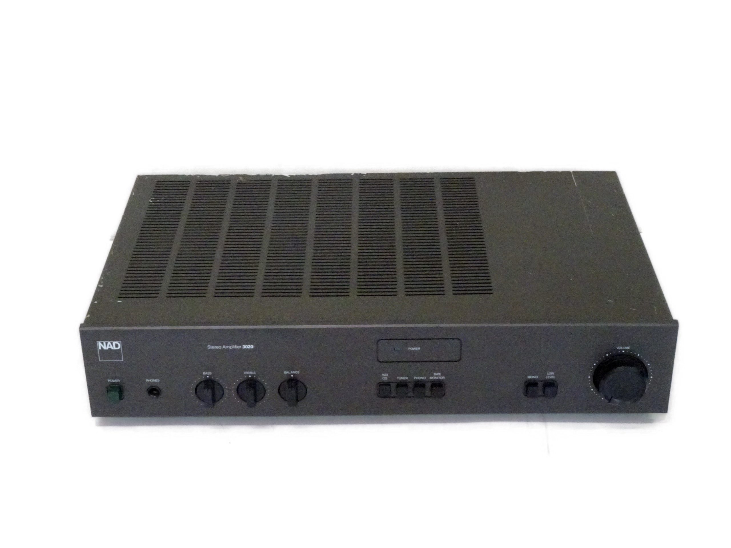 NAD 3020i Audiophile Amplifier - Image 2