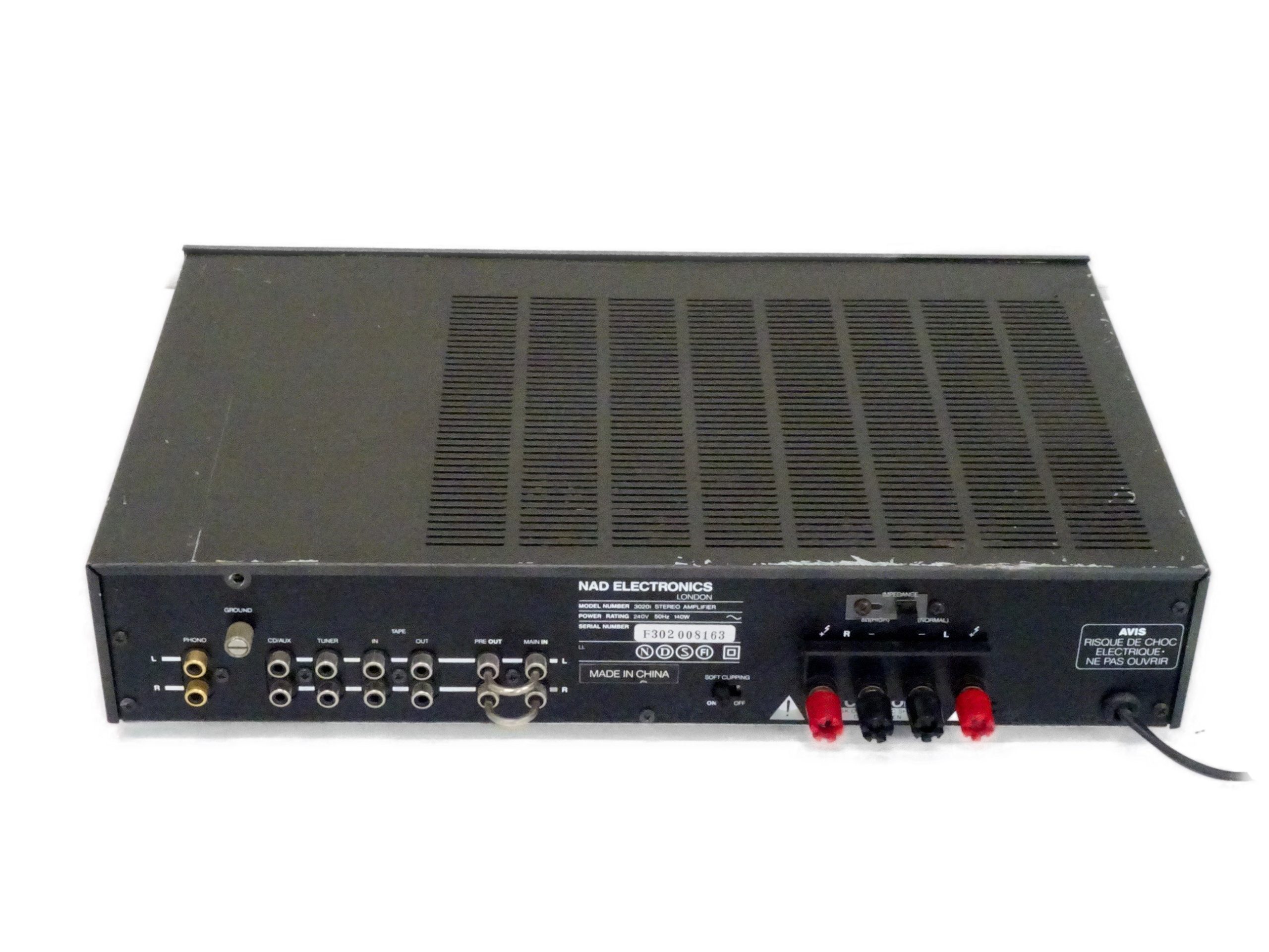 NAD 3020i Audiophile Amplifier - Image 3