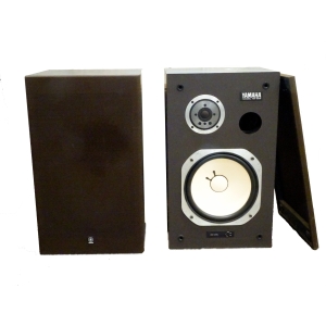 Yamaha NS-225 Tall Bookshelf Speakers