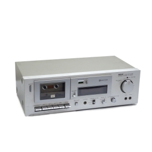 AKAI CS-M02