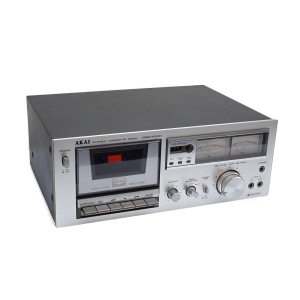 AKAI GXC-704D Cassette Deck