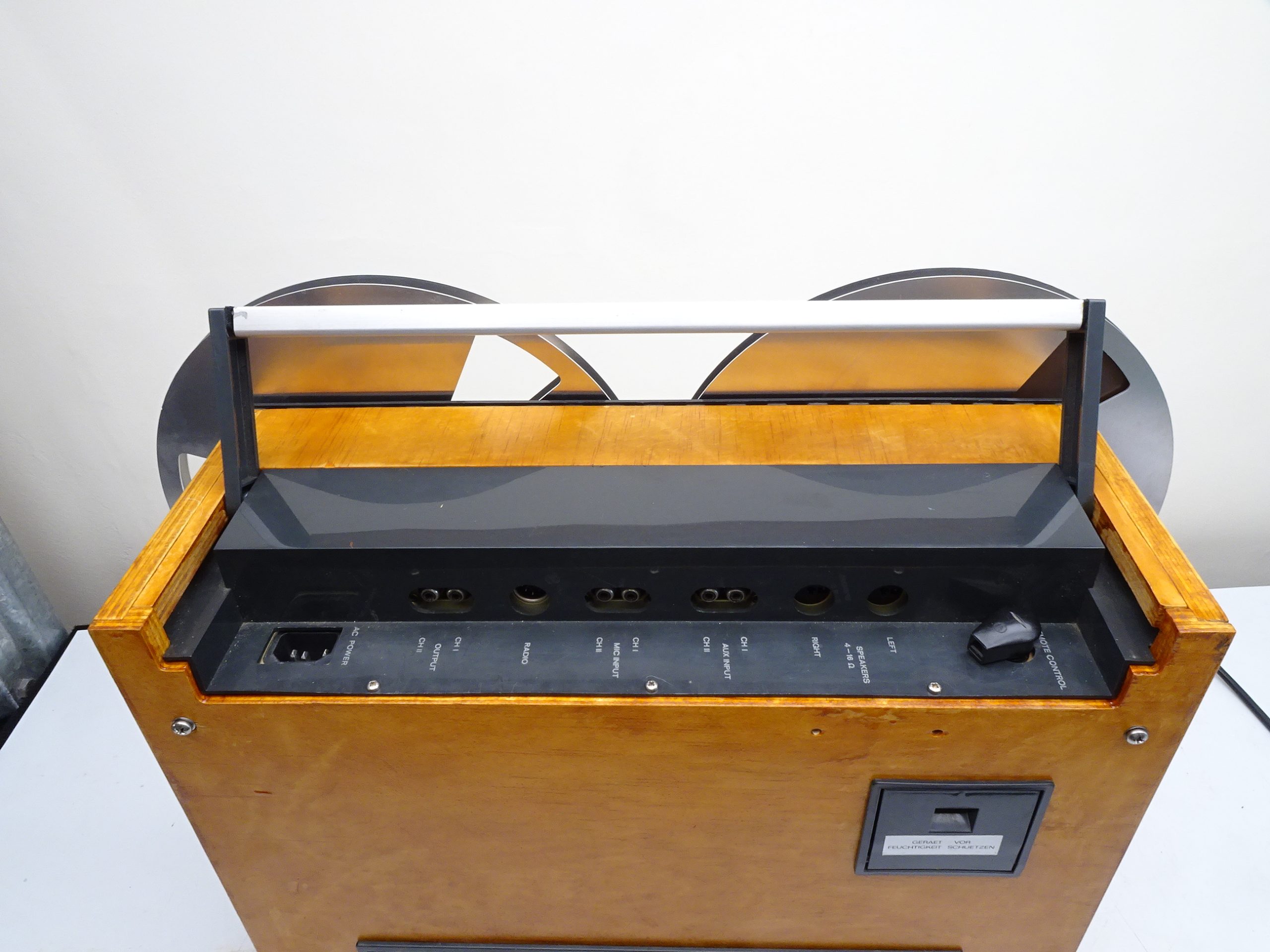 ReVox A77 10.5″ 2-Track Reel to Reel (restored + acessories) - Image 9