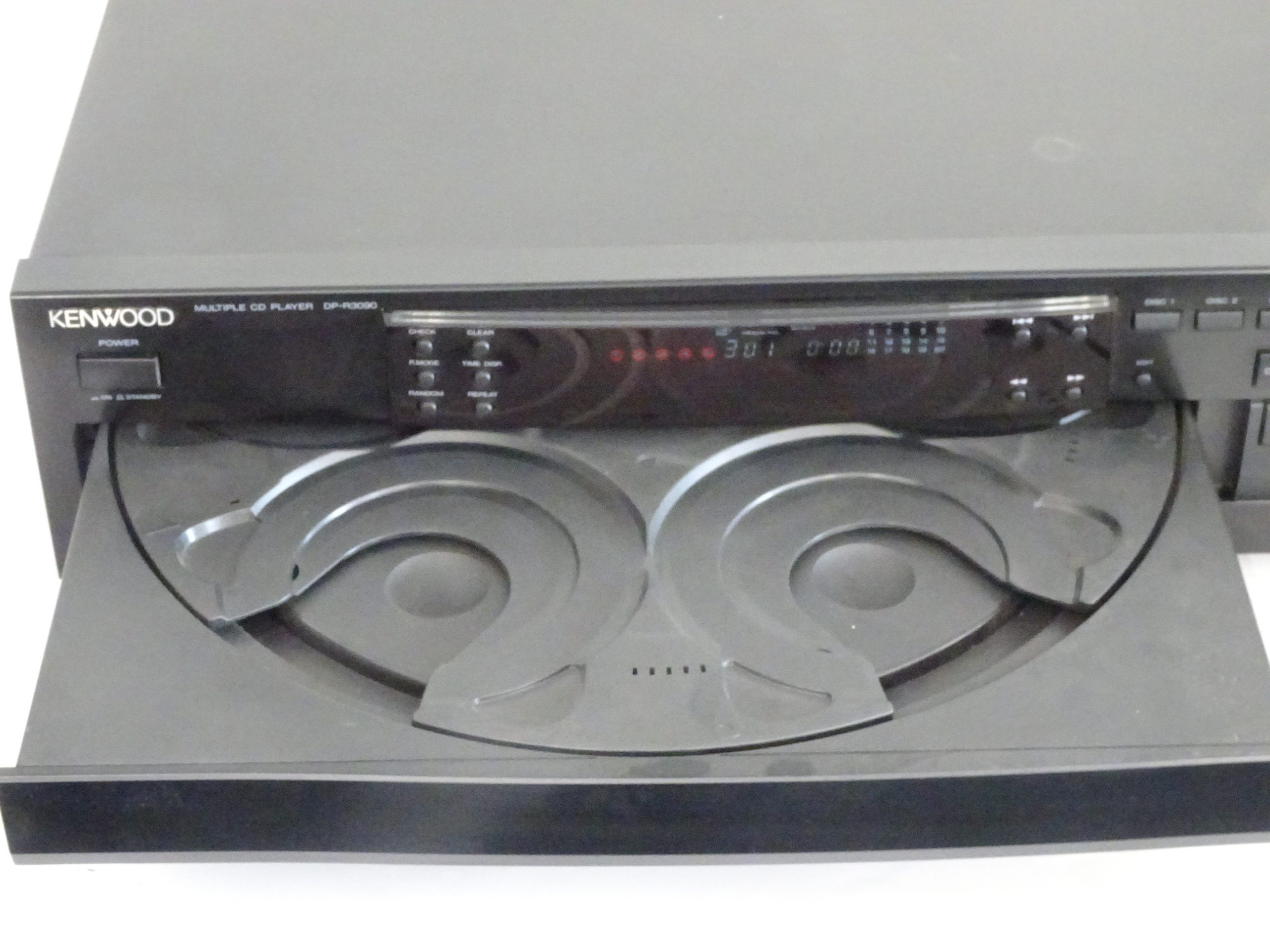 Kenwood DP-R3090 5 CD Carousel Changer - Image 4